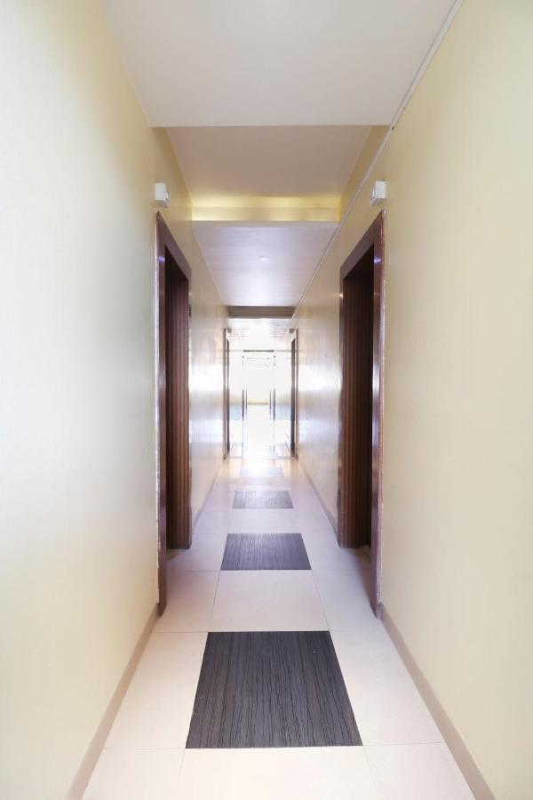 Oyo 10679 Hotel Nanashree Executive Vagholi Exteriér fotografie
