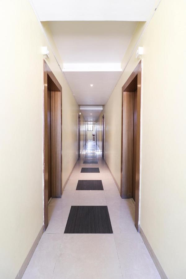 Oyo 10679 Hotel Nanashree Executive Vagholi Exteriér fotografie