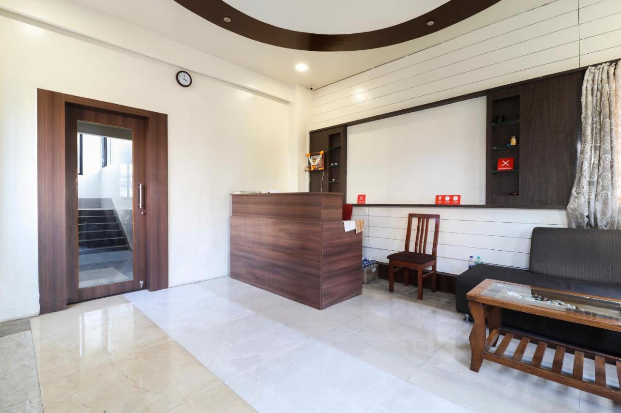 Oyo 10679 Hotel Nanashree Executive Vagholi Exteriér fotografie